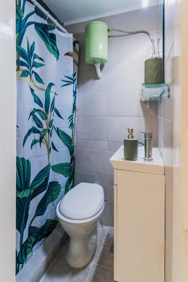 Green Boho Apartment アテネ エクステリア 写真