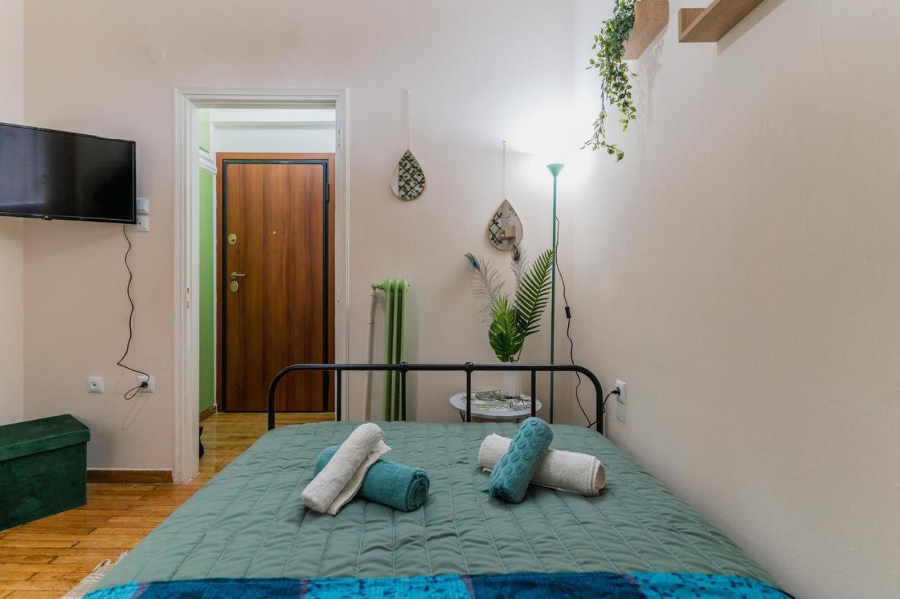 Green Boho Apartment アテネ エクステリア 写真